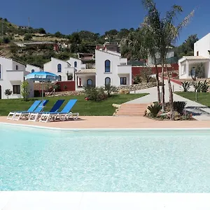 In Casa , Cefalù Italien
